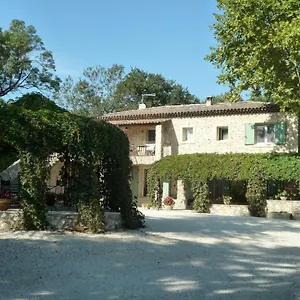 3* Couette-café Mas De L'ile