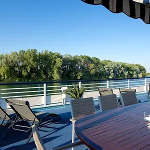 4* Hotel Bateau Le Chardonnay